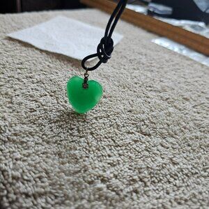Green fluorite heart rope necklace